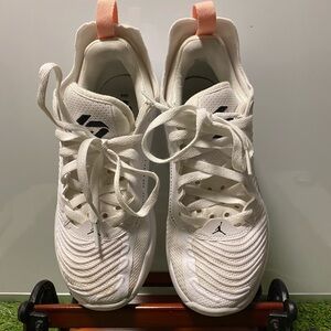 Air Jordan
(GS) Air Jordan Luka 1 'My Dawgs' DQ6513-106
Kids